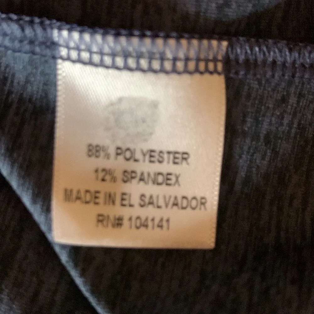 Lady Hagen gray long sleeve golf shirt Size Medium - Picture 8 of 9